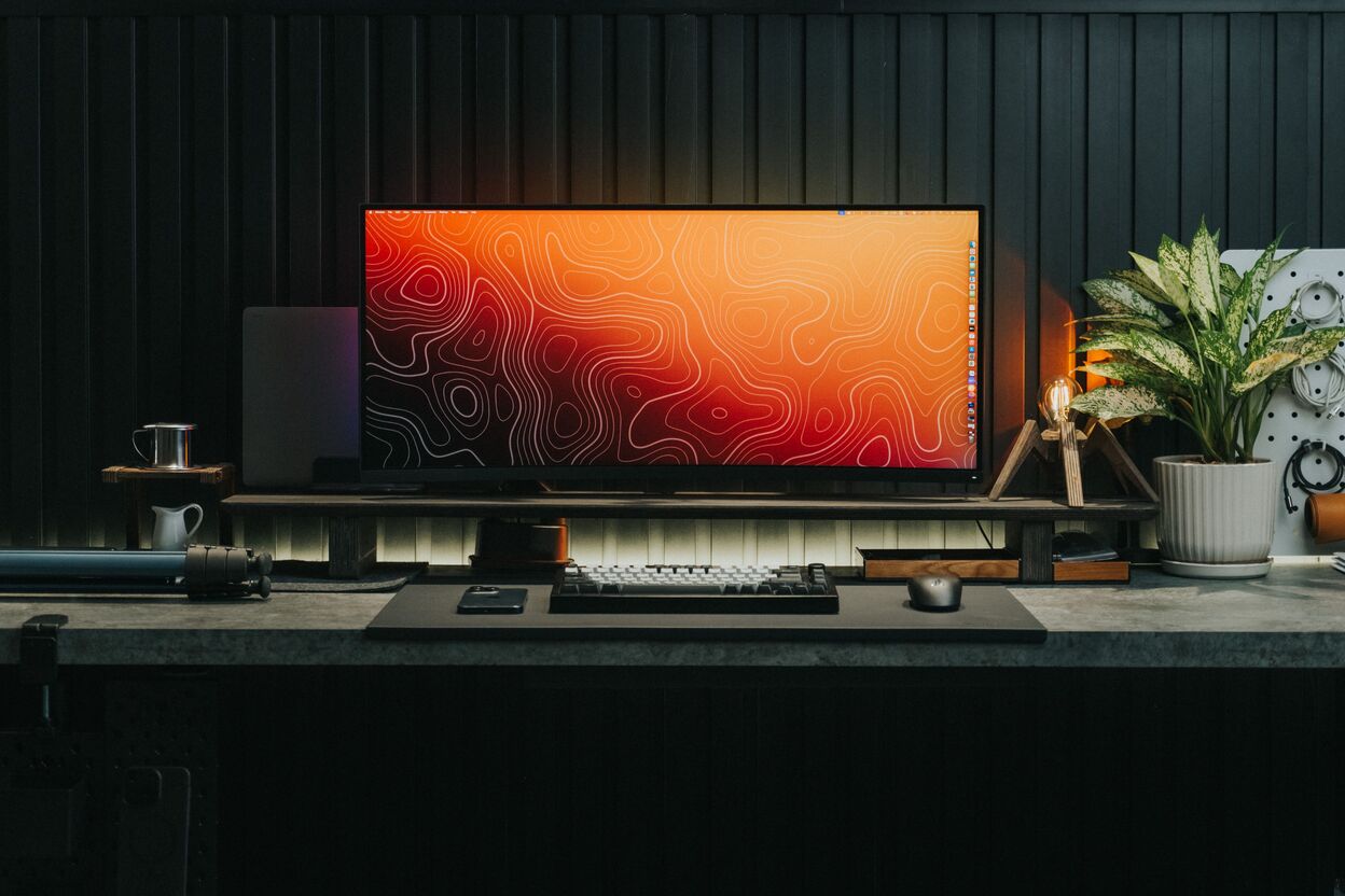 PixelRig gaming desk setup